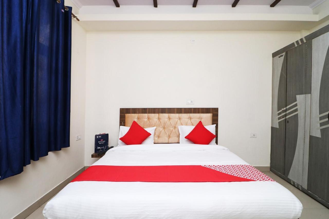 Oyo Flagship 28755 Hotel 9 Palm Rajpur Exterior photo