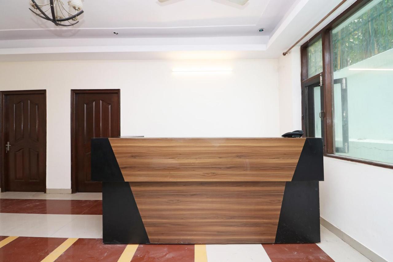Oyo Flagship 28755 Hotel 9 Palm Rajpur Exterior photo